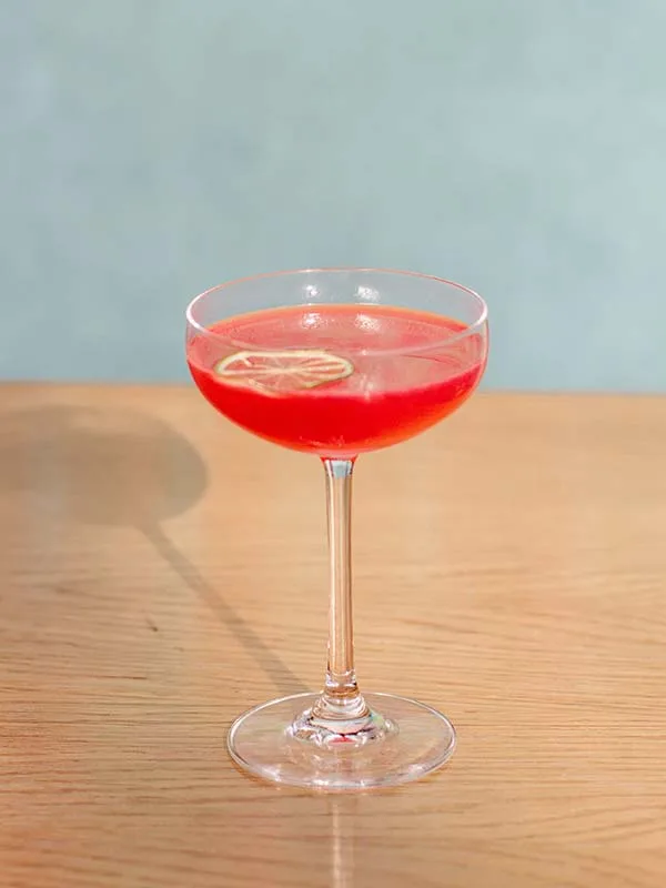 Cocktail med vodka og tranebær - Cosmopolitan