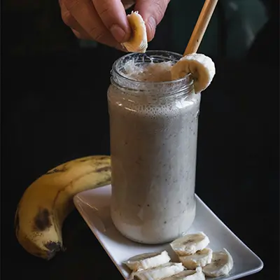 Drink med Pisang Ambon - Opskrift på Skumbanan