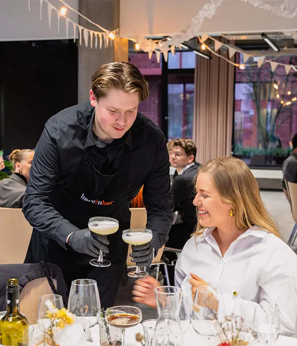 Hero-BareenBar-serverer-cocktails-til-barloesning BareenBar serverer cocktails til barløsning