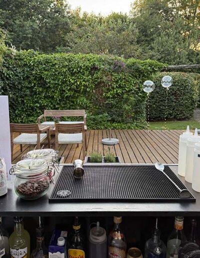 Fødseldagsfest med bar i haven i Randers